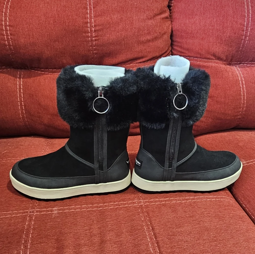 🥾UGG Winter Snow Boot: KOOLABURRA EUC Black Suede & Faux Fur Tynlee Size 6 ❄️